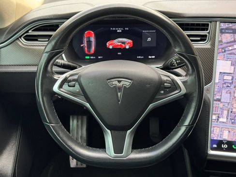 Used 2014 Tesla Model S 85 RWD image 32