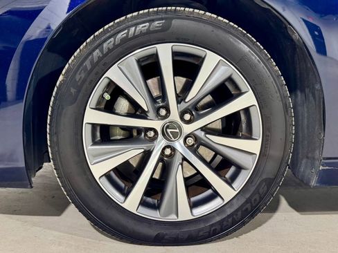 Used 2019 Lexus ES 350 350 Luxury image 30