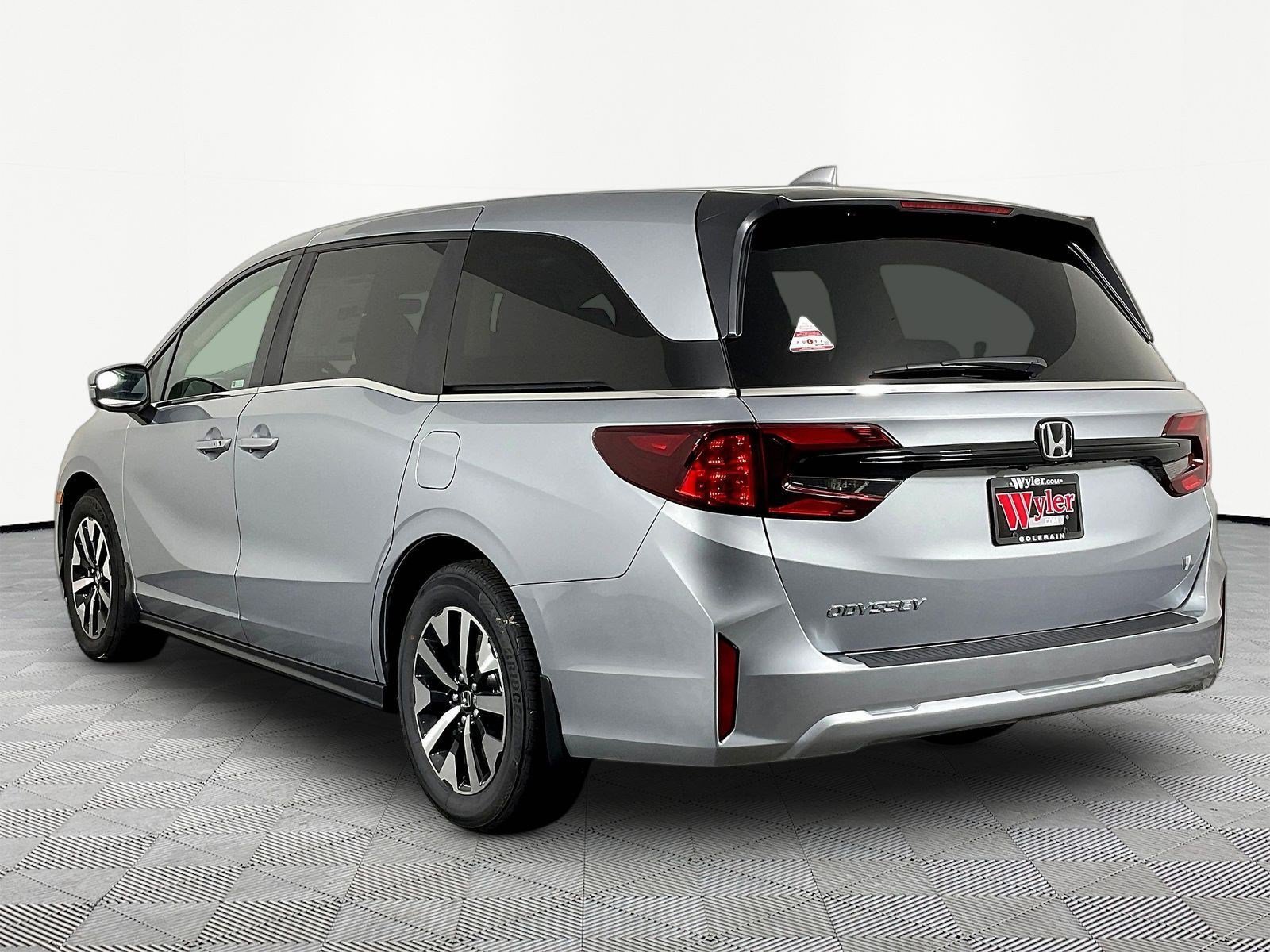New 2026 Honda Odyssey EX-L image 4