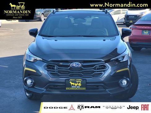 Used 2024 Subaru Crosstrek 2.5i Sport w/ Popular Package #4A AWD/4WD image 2