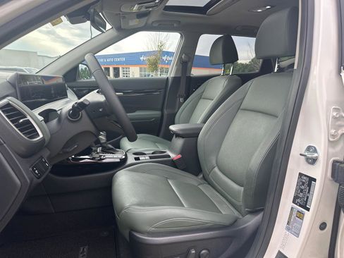 Used 2024 Kia Seltos SX w/ SX Sunroof Package AWD/4WD image 6