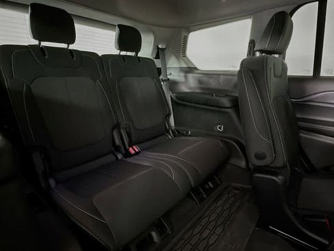Used 2022 Jeep Grand Cherokee L Laredo w/ Luxury Tech Group I AWD/4WD image 31