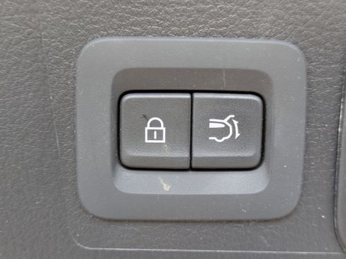 Used 2025 MAZDA CX-50 AWD 2.5 S w/ Preferred Package image 8