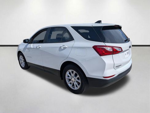 Used 2021 Chevrolet Equinox LS w/ LS Convenience Package FWD image 6
