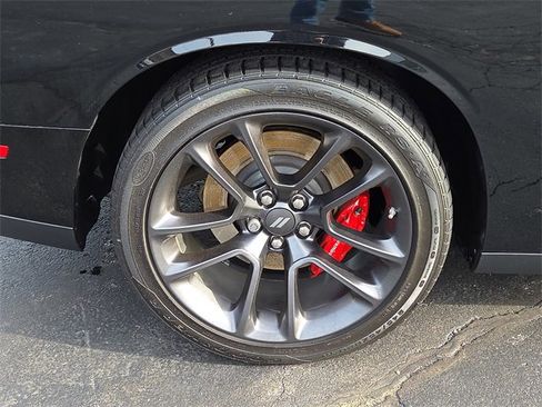 Used 2021 Dodge Challenger R/T Scat Pack w/ Plus Package image 29