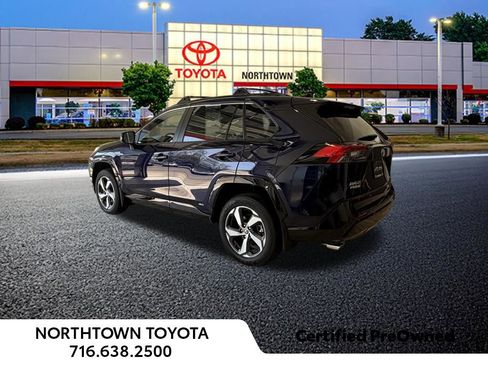 Used 2023 Toyota RAV4 SE w/ Weather & Moonroof Package AWD/4WD image 3