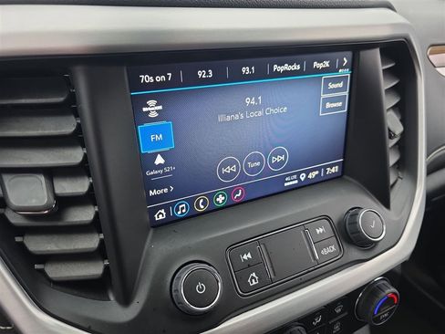 Used 2022 GMC Acadia SLE w/ Driver Convenience Package image 12