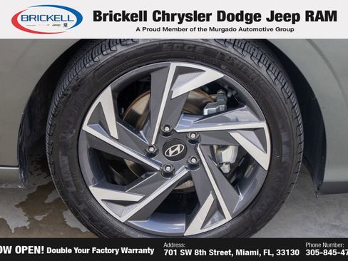 Used 2024 Hyundai Elantra Limited FWD image 38