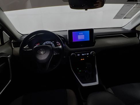Used 2025 Toyota RAV4 XLE w/ Convenience Package FWD image 30