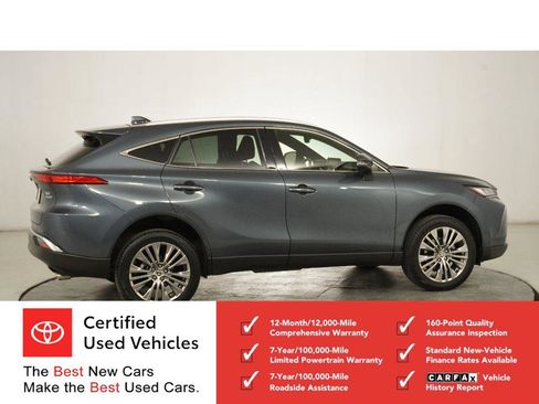 Certified 2022 Toyota Venza XLE image 7
