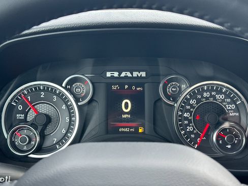 Used 2024 RAM 1500 Big Horn image 22