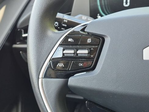 Used 2025 Kia Niro LX FWD image 20