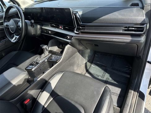 Certified 2023 Kia Sportage EX image 27