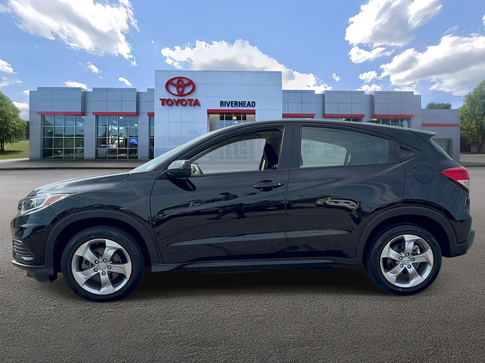 Used 2022 Honda HR-V LX image 3