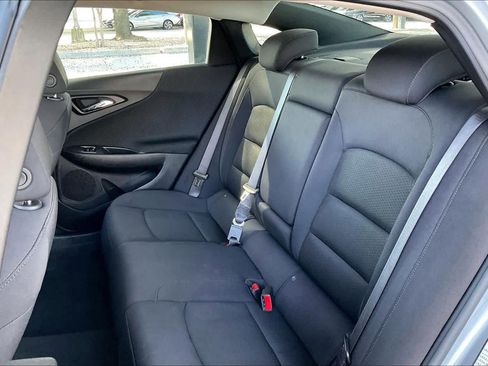 Used 2024 Chevrolet Malibu LT image 18