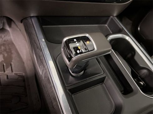 Certified 2022 Chevrolet Silverado 1500 LTZ w/ Technology Package image 15