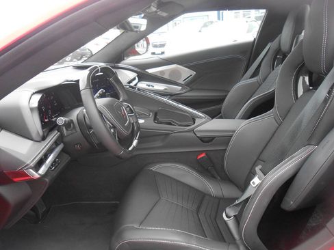 Used 2024 Chevrolet Corvette Z06 RWD image 19