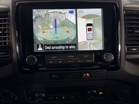 Used 2023 Nissan Frontier PRO-4X w/ Pro Convenience Package image 18