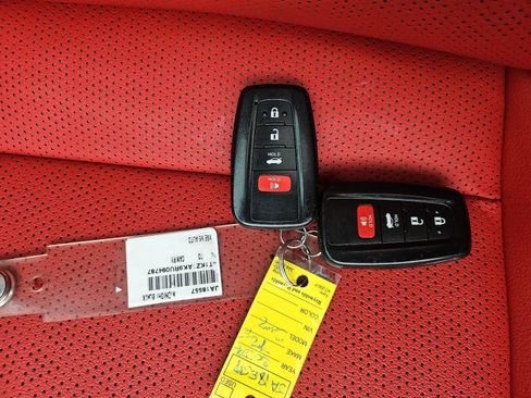 Used 2024 Toyota Camry XSE w/ Navigation Package FWD image 21