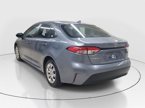 Used 2024 Toyota Corolla LE image 5