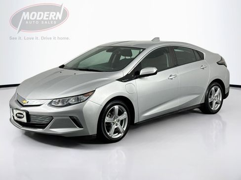 Used 2018 Chevrolet Volt LT image 1