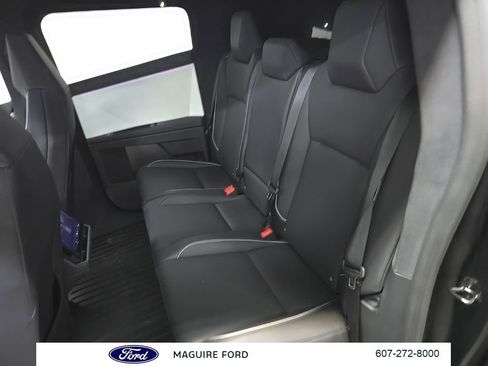 Used 2024 Tesla Cybertruck AWD Crew Cab image 37