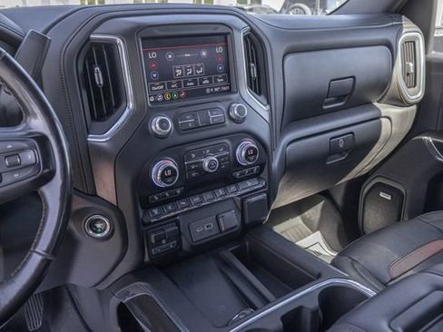 Used 2021 GMC Sierra 2500 AT4 w/ AT4 Preferred Package AWD/4WD image 19