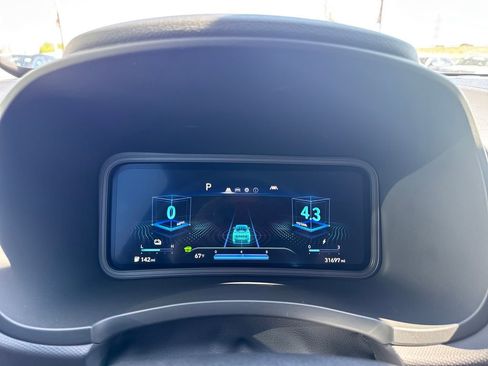 Certified 2023 Hyundai Kona SE w/ Cargo Package FWD image 39