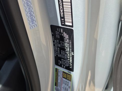 New 2027 Kia Carnival SX w/ Dark Edition Package FWD image 34