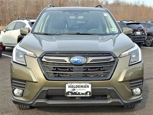Used 2023 Subaru Forester Limited image 2