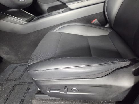 Used 2026 Tesla Model Y AWD image 12
