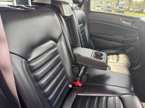 Used 2024 Ford Edge SEL AWD/4WD image 25