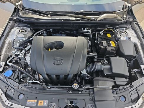 New 2026 MAZDA MAZDA3 2.5 S Hatchback w/ Premium Pkg FWD image 32