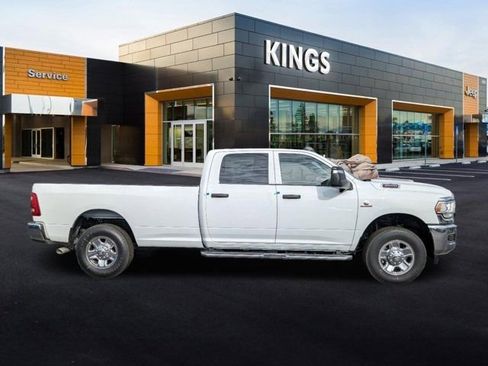 New 2024 RAM 3500 Tradesman w/ Towing Technology Group image 3