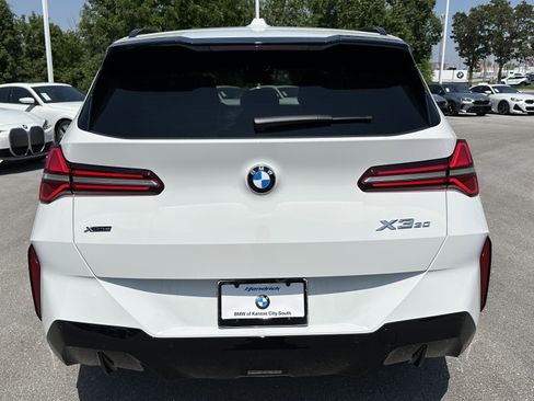 Used 2025 BMW X3 xDrive30i w/ Premium Package AWD/4WD image 9