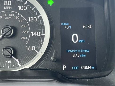 Used 2022 Toyota Corolla LE image 20