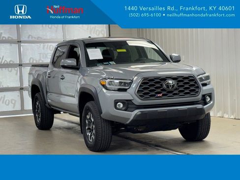 Used 2021 Toyota Tacoma TRD Off-Road w/ TRD Premium Off Road Package image 1