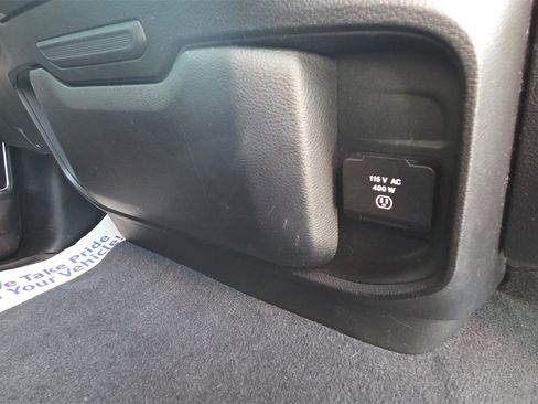 Used 2019 RAM 1500 Laramie image 11