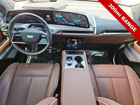 Used 2026 Cadillac Vistiq Platinum AWD/4WD image 14