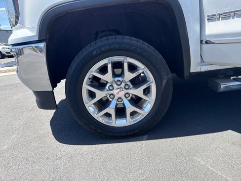 Used 2017 GMC Sierra 1500 SLT w/ SLT Premium Package AWD/4WD image 26