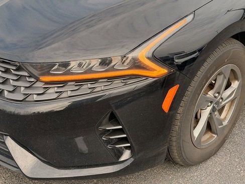 Used 2022 Kia K5 LXS image 18