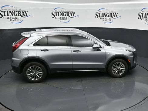 Used 2025 Cadillac XT4 Premium Luxury FWD image 25