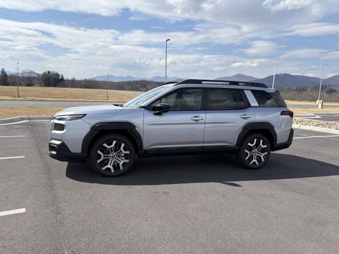 New 2026 Subaru Outback Touring XT image 4