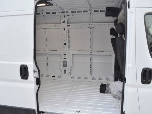 New 2026 RAM ProMaster 2500 w/ Cold Weather Group image 28
