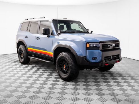 Used 2024 Toyota Land Cruiser image 7