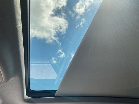 New 2025 Audi Q5 2.0T Premium Plus image 14