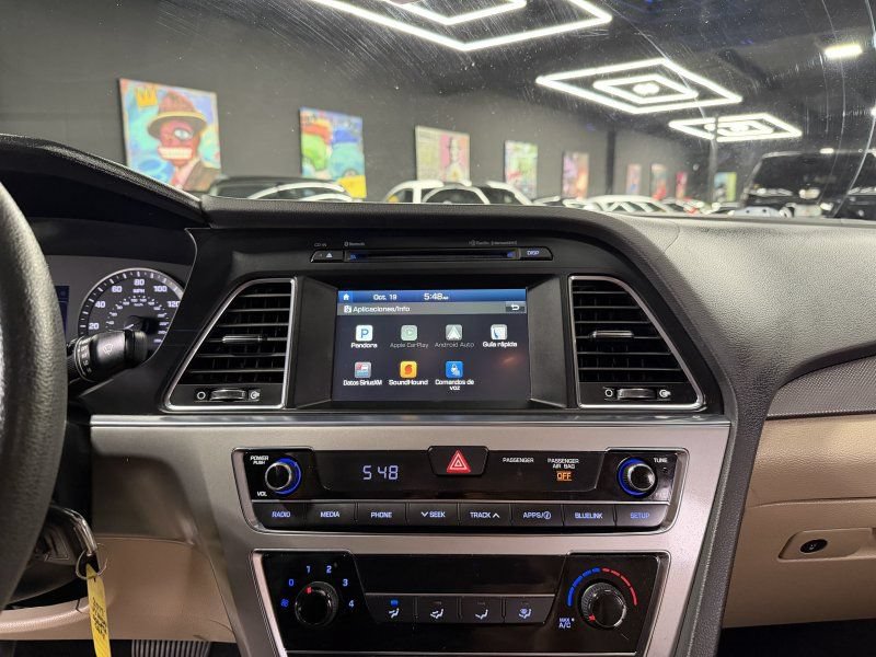 Used 2017 Hyundai Sonata SE FWD image 12