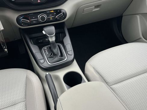 New 2025 Kia Soul LX image 16