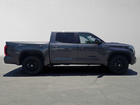 Used 2024 Toyota Tundra Limited AWD/4WD image 2