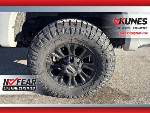 Used 2021 Ford F350 Lariat image 17